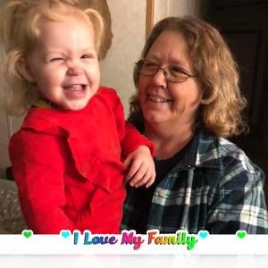 Meet your Posher, Tina